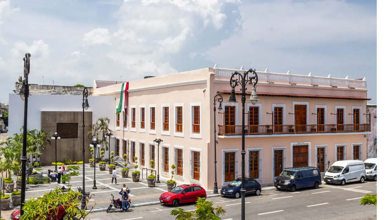 Leyes de Reforma Cultural Center