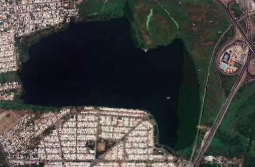 Laguna Real